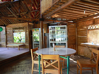 Desain Rumah Makan Lesehan Dari Bambu