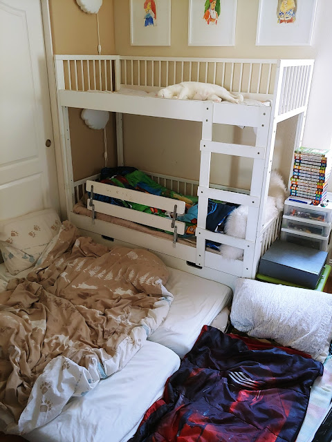 Bunk bed