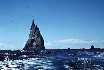 Ball’s pyramid, the world’s tallest seastack,