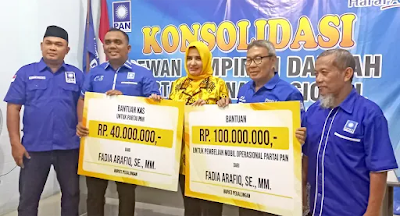 PAN kabupaten pekalongan dapat bantuan 140 juta dari fadia arafiq