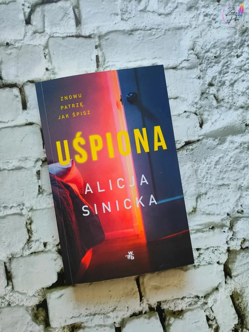 Alicja Sinicka "Uśpiona" - recenzja - Tania Książka