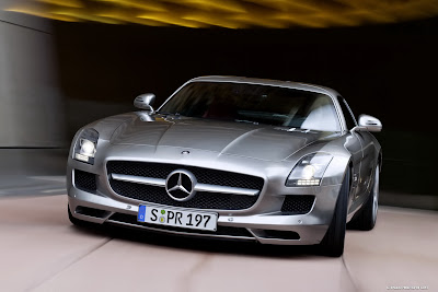 Mercedes SLS AMG