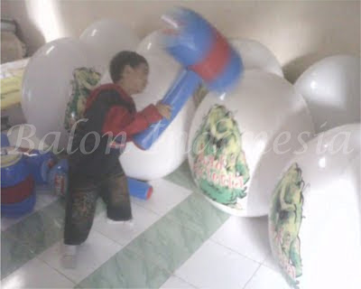 Balon duduk salah satu balon untuk display dan tidak bisa roboh