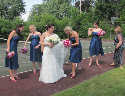  Pink Wedding Shoes on Match The Perfect Compliment To Her Classic Gorgeous Wedding Dress