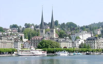 Zurich sông xanh, hoa cỏ