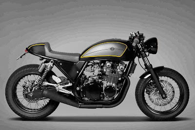 Kawasaki Zephyr 750 Cafe Racer by Ton-up Garage