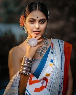 Monal Gajjar actress