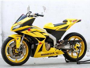 Modifikasi Honda Blade Lawas yang Paling Keren Menurutku 