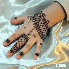 Small Kids Mehndi Designs 2023 - Small Girls Mehndi Designs - Small Kids Mehndi Designs 2023 - chotoder mehndi design - NeotericIT.com - Image no 17