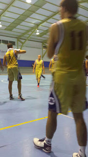 Tiempo muerto del equipo visitante en el Dential Arena