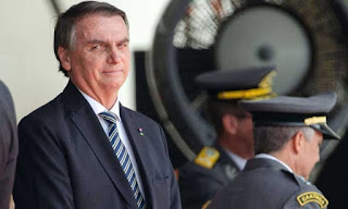 Brazil is investigating the possibility that Bolsonaro received jewelry from Saudi Arabia without declaring it  Brasília: The Brazilian authorities announced Monday that they had opened an investigation to determine whether officials in the government of former President Jair Bolsonaro had illegally brought into the country jewelry presented by Saudi Arabia as a gift to him and his wife.  On Friday, the newspaper “O Estado de Sao Paulo” wrote that a delegation from Bolsonaro’s government tried, in October 2021, to bring jewelry worth $3.2 million into the country without declaring it to customs, but this smuggling attempt failed.  She added that the customs agents found these jewelry inside the bag of a government employee while he was returning from an official trip to the Middle East.  According to the newspaper, these jewelry (a necklace, ring, watch and two earrings) were a gift from the Saudi government to Michelle Bolsonaro, the wife of the former president.  The newspaper quoted Benito Albuquerque, who was Minister of Mines and Energy in Bolsonaro's government, as saying that a second set of jewelry, including a watch and a fountain pen from the Swiss luxury brand Chopard, had been brought into Brazil without customs knowing about it.  In response to this information, the Tax Directorate said in a statement on Monday that it would take “all necessary measures” if these facts were confirmed.  In its statement, the Tax Directorate stated that “failing to declare and not pay the fees” resulting from the entry of such jewelry and valuables “constitutes a violation of the customs law.”  In turn, the Federal Police in the state of Sao Paulo announced on Monday that, at the request of Justice Minister Flavio Dino, it had opened an investigation on suspicion of “illegal import” of jewelry.  On Saturday, Bolsonaro denied that he had done any "illegal" action.  "They accuse me of a gift that I did not ask for and did not get," the far-right former president said in an interview with CNN Brasil.  Brazilian law stipulates that if any passenger enters the country with goods worth more than a thousand dollars, he must declare these goods and pay the tax due on them.  On the other hand, any commodity, regardless of its value, can be entered without paying any duty on it, provided that it is declared as an official gift to the state. But in this case, the jewelry becomes owned by the state and Bolsonaro and his wife cannot have it after the term ends. (AFP)     Parliamentarians: Britain's stock of ammunition has decreased "dangerously" due to the Ukraine war  LONDON: British parliamentarians have warned that rebuilding Britain's dwindling munitions stockpile after the war in Ukraine could take at least a decade, putting Britain's national security at risk.  And the British BA Media agency quoted the House of Commons Defense Committee as saying that Britain and other allies in the North Atlantic Treaty Organization (NATO) have allowed their ammunition reserves to drop to “dangerous levels” as they seek to keep Kiev supplied with ammunition in its struggle against the Russian invasion. .  The panel said the way Western governments procure weapons was "disproportionate to purpose" and urged the Defense Department to put in place an action plan to reduce the time needed to restore stock levels.  "It is clear that the UK and its NATO allies have allowed ammunition stocks to be reduced to dangerously low levels," she added.  She added, "While Russia is also facing a decreasing stockpile, other adversaries can maintain and possibly increase their stocks."  "The UK's inability to restore stock levels jeopardizes not only our ability to resupply Ukraine but also to counter any threat to our security," the committee said. (dpa)