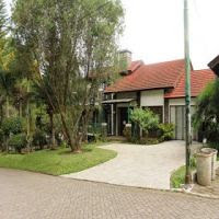 Villa Blok N no 1 B istana bunga