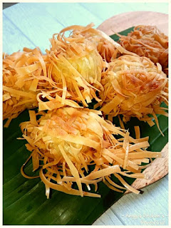 Pisang goreng rambutan  Resep by: Anggie  Grup Langsungenak