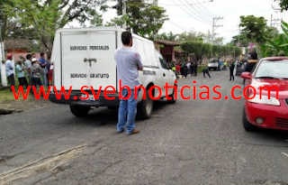 Hallan dos cuerpos ejecutados dentro de camioneta en Mahuixtlan Veracruz