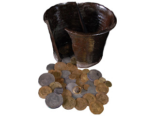 Photo of the Ackworth Hoard, a large collection of gold and silver coins and jewellery found in a smashed ceramic pot