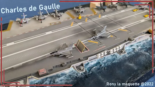 Charles de Gaulle Heller, 1/400.