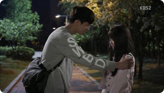 School 2015 E09 0056