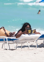 Kelly Rowland Bikini Pictures