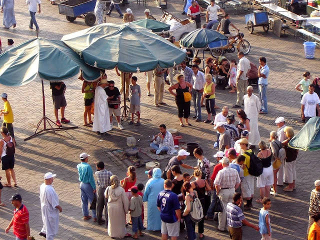 Magia Jemaa El Fna w Marrakeszu