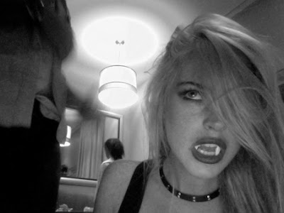 lindsay lohan vampire pics. lindsay lohan vampire look.