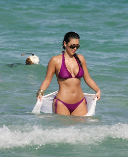 kim kardashian Hot Bikini Photos