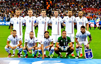 SELECCIÓN DE ISLANDIA - Temporada 2015-16 - Ragnar Sigurdsson, Sigthórsson, Bodvarsson, Saevarsson, Árnasson, Gylfi Sigurdsson; Gudmundsson, Skúlason, Bjarnasson, Halldórsson y Gunnarsson - FRANCIA 5 (Giroud 2, Pogba, Payet y Griezmann) ISLANDIA 2 (Sigthórsson, Bjarnsasson) - 03/07/2016 - Eurocopa de Francia 2016, cuartos de final - Saint-Denis, París, Francia, Stade de France