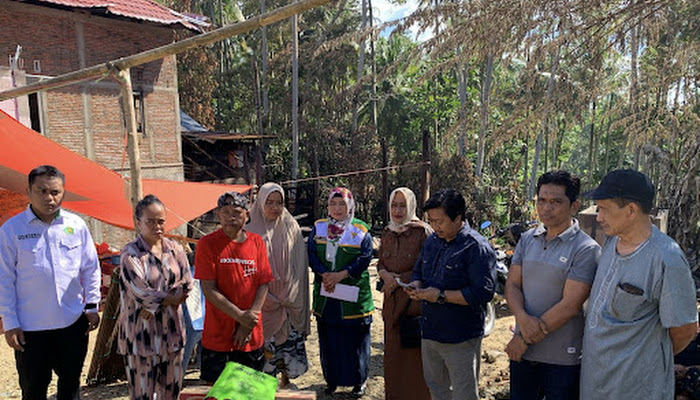 BAZNAS Bone Salurkan Bantuan Untuk Korban Kebakaran di Desa Lanca