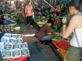 Step into the risky market at Mae Klong, Thailand