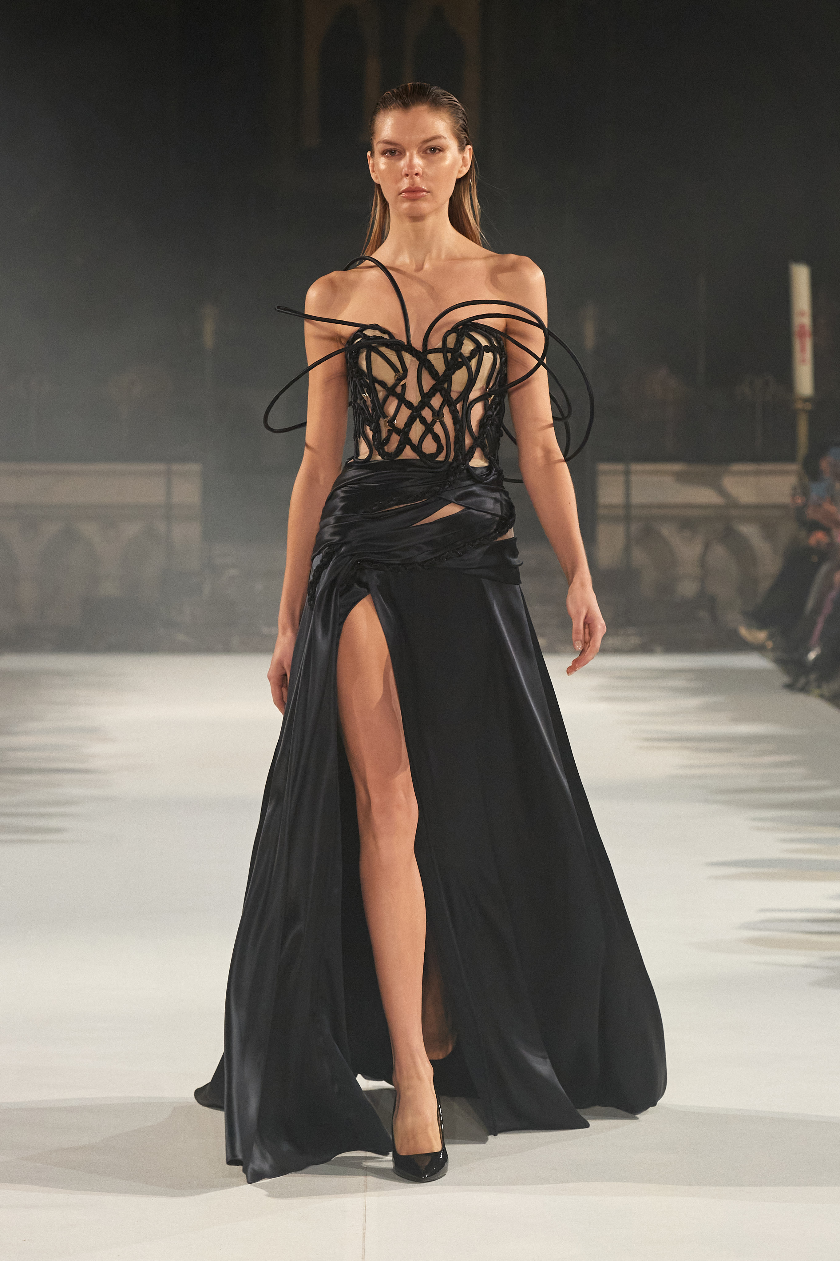 Défilé Fovari Collection couture printemps-été 2023
