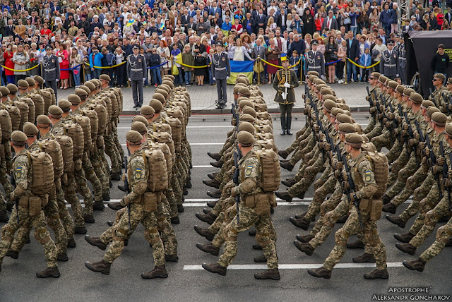 парад військ на День незалежності 2017 на Ukrainian Military Pages