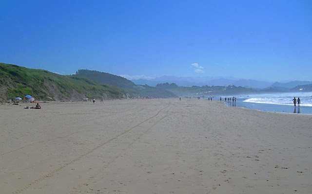 Playa Bederna (Meron) en San Vicente de la Barquera