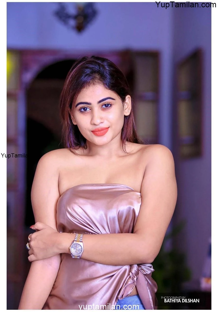 Piumi Hansamali Hottest Images- Glamour Pics