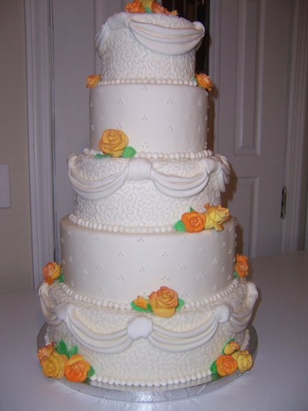 Wedding Cakes With Fountains And Stairs