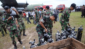 Sebanyak 47 personel TNI AL diterjunkan untuk melakukan evakuasi terhadap para korban kecelakaan pesawat AirAsia QZ 8501