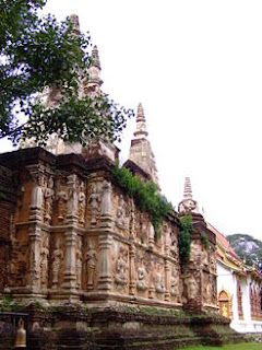 Wat Jed Yod or Wat Pho Tharam