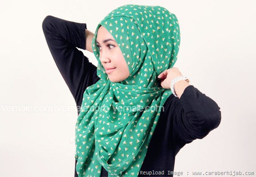 Kreasi hijab Pashmina Chiffon Motif Terbaru