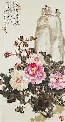 Peonies, the most sought after flower of the Chinese empire. You could see clusters of peonies n paintings, carved in jade and glass,stitched on shoes, robes and curtains.