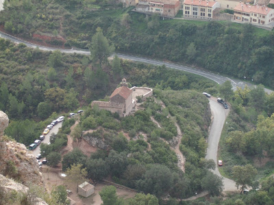 La Bisbal del Penedès a Montserrat; ermita de la Salut de Collbató des de la Drecera de Fra Garí seguint les senyals del PR