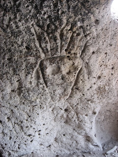 Petroglyph in caveate at Tsankawi, Bandelier