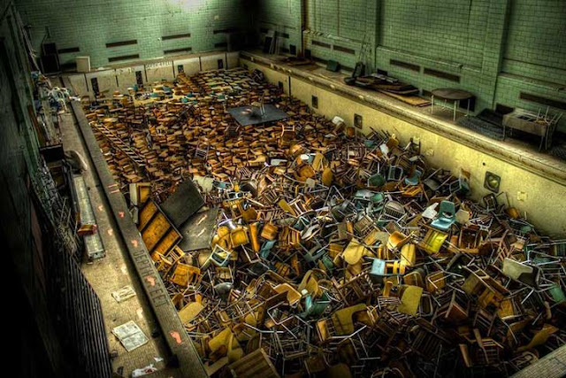 Green Pear Diaries, lugares abandonados, Piscina, Universidad de Rochester, Nueva York