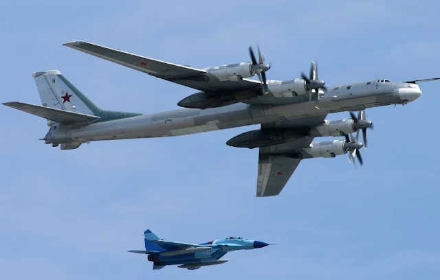 During US and South Korean Military Exercises, Russian Tu-95 Bombers Fly to ADIZ Escorted by Su-30