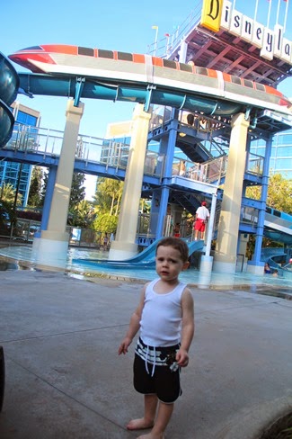 disneyland PART 2 002