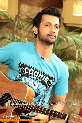 Atif Aslam and Mahira Khan Photos