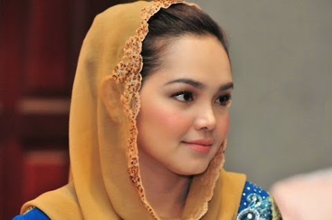 Siti Nurhaliza - Lelaki (Warkah Seorang Anak) MP3