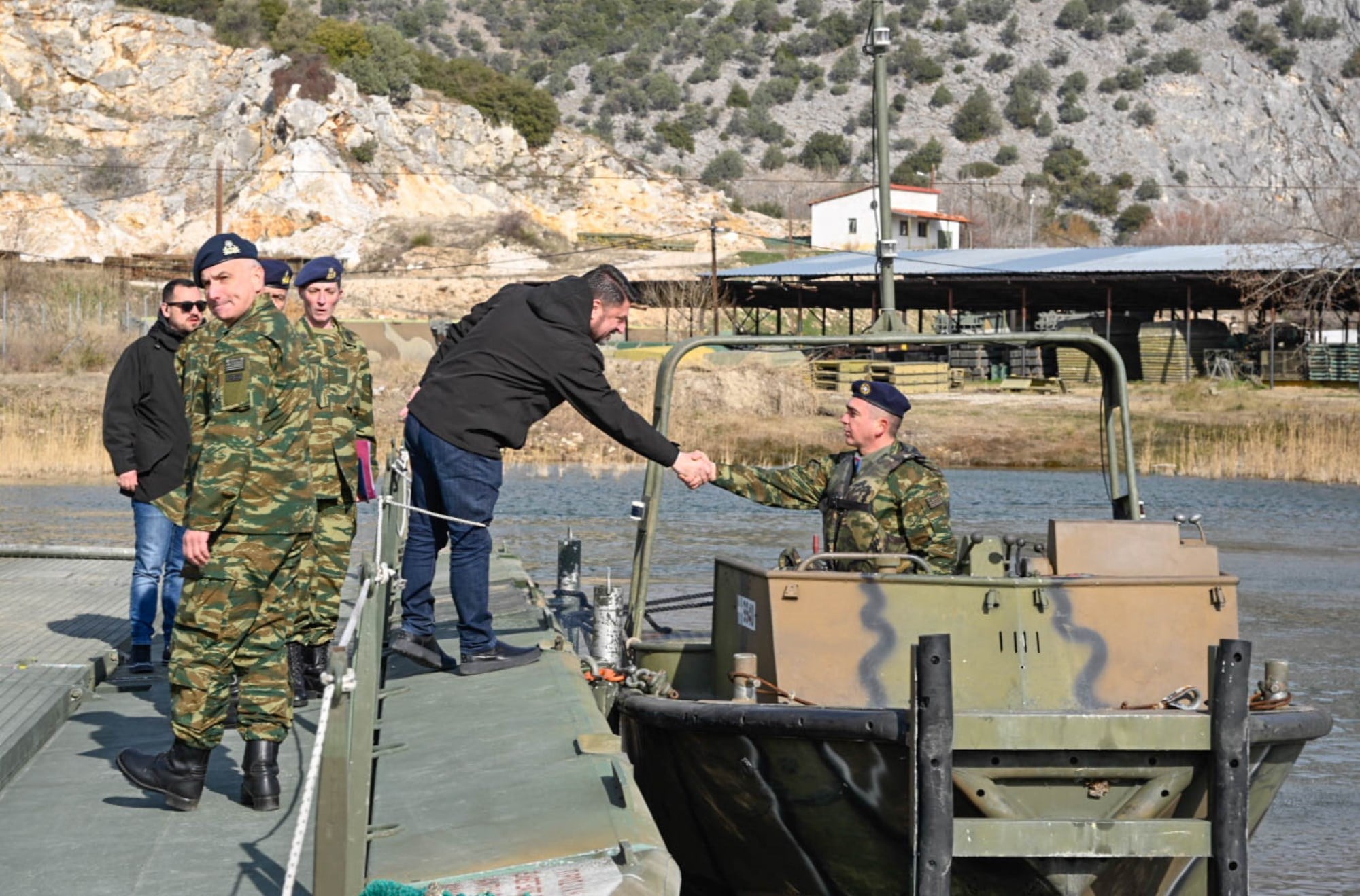 Μονάδες του Στρατού Ξηράς Ξάνθης επισκέφθηκε ο Νίκος Χαρδαλιάς