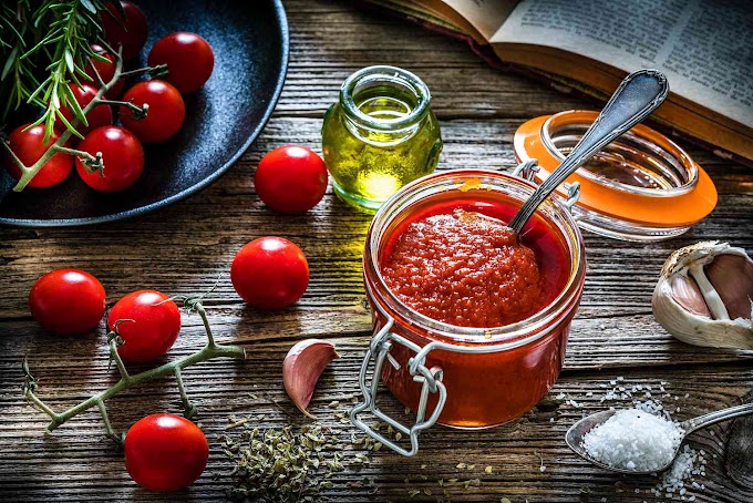 Removing Seeds When Making Tomato Sauce: A Comprehensive Guide