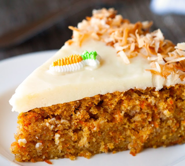 MOIST CARROT CAKE WITH CREAM CHEESE FROSTING #cake #recipes