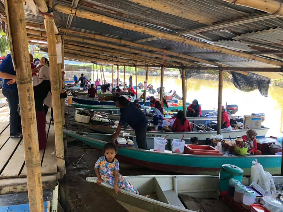 Pasar Terapung di Pulau Suri dan Pengkalan Datu, Kelantan 