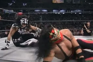 Dos enmascarados mexicanos en World Championship Wrestling.