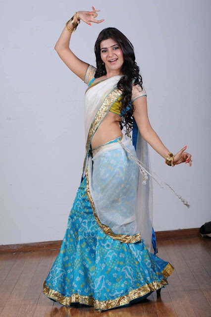 Samantha Latest Hot Navel Show in Half Saree